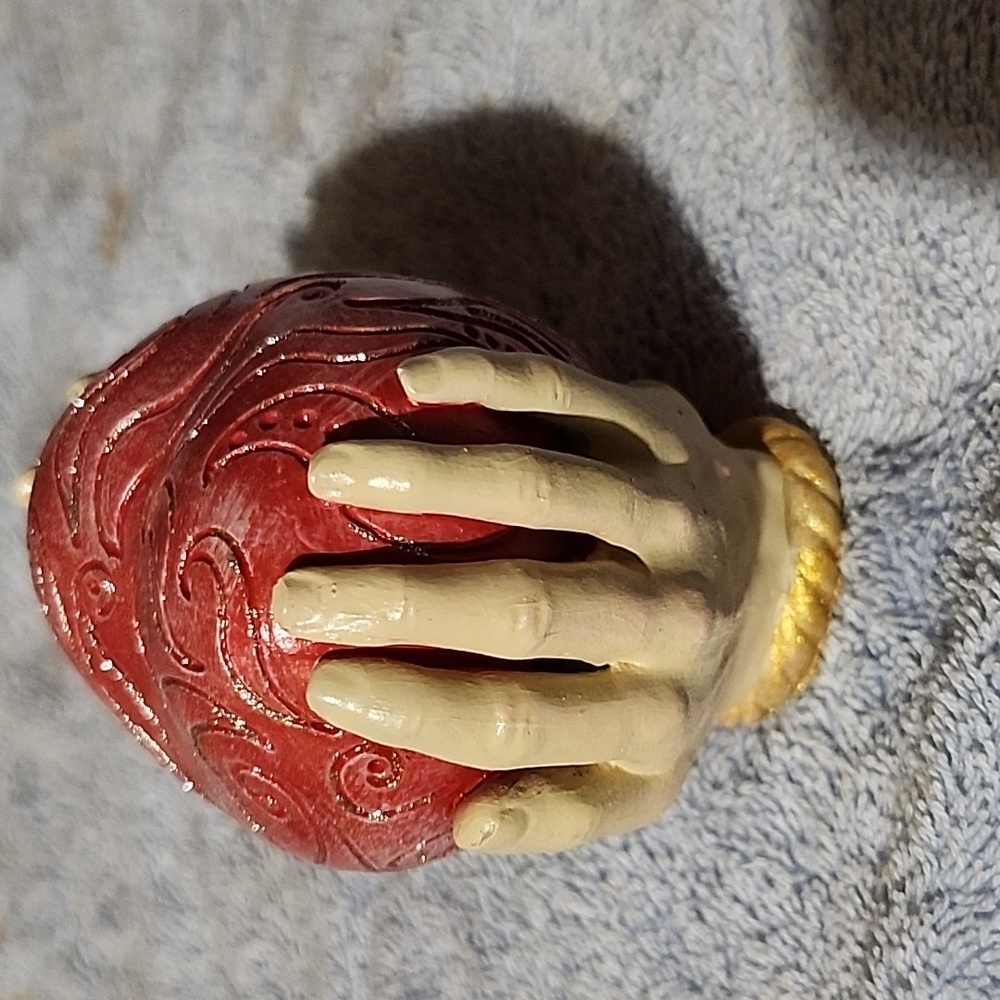Heart n hands - Picture 2 of 4